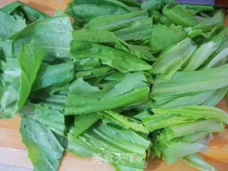 豆豉鲮鱼炒麦菜的做法步骤：1