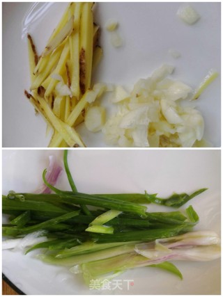 豆酱蒸秋刀鱼的做法步骤：2