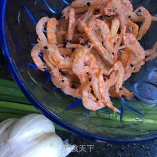 虾干炒青菜的做法步骤：3