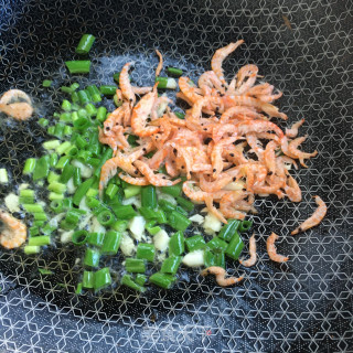 虾干炒青菜的做法步骤：6