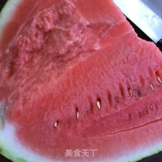 桃子西瓜汁的做法步骤：2
