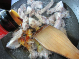 咖喱土豆鸭锁骨的做法步骤：5