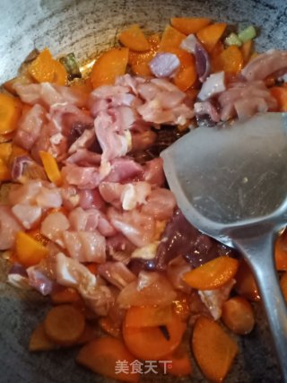 蔬菜鸡肉丁的做法步骤：3