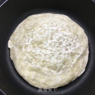 鸡蛋手抓饼的做法步骤：3