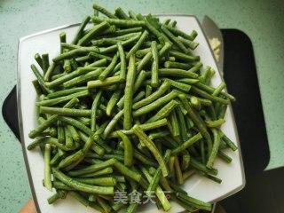 炒豇豆的做法步骤：2