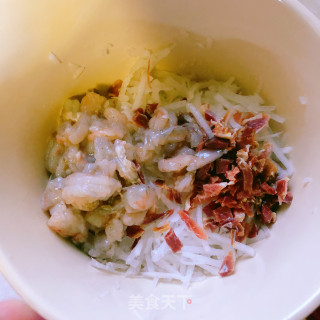 鲜虾萝卜饼的做法步骤：3