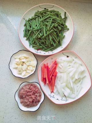 家常干煸豇豆的做法步骤：4