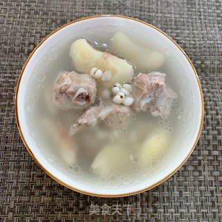 菱角薏米排骨汤的做法步骤：9