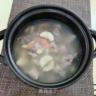 菱角薏米排骨汤的做法步骤：10