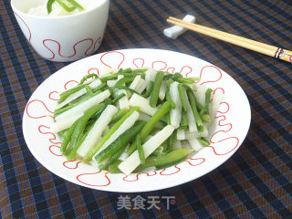 山药炒菠菜茎的做法步骤：9