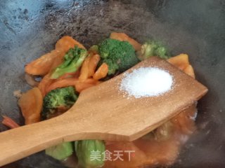 番茄西兰花的做法步骤：7