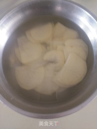 凉拌土豆片的做法步骤：1