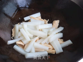 焖子炒腐竹的做法步骤：6