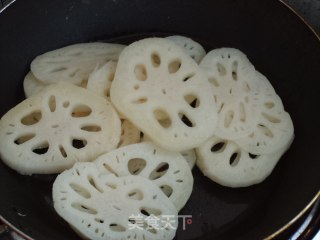清炒藕片的做法步骤：5