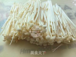 凉拌金针菇菠菜的做法步骤：3