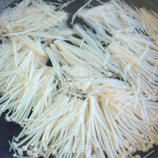 凉拌金针菇菠菜的做法步骤：7