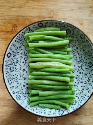 蒜香拌豆角的做法步骤：5
