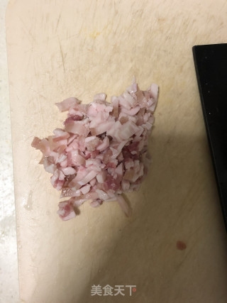 蒜薹炒肉的做法步骤：2