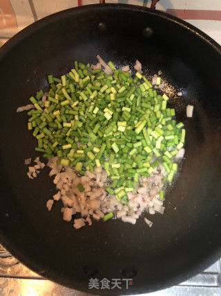 蒜薹炒肉的做法步骤：5
