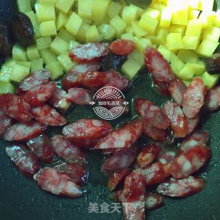 腊味土豆焖饭的做法步骤：10