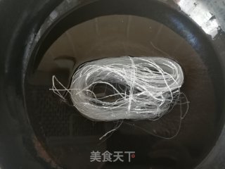 排骨清汤粉丝的做法步骤：3