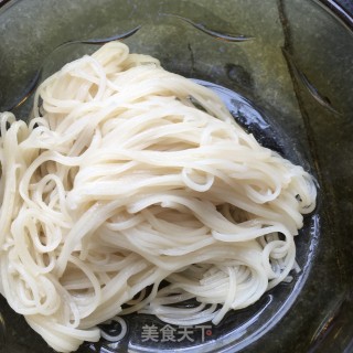 “面食”南瓜花肉汤过水面的做法步骤：7