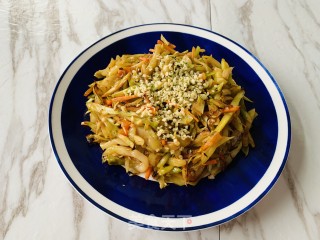 火麻仁榨菜炒西兰花梗的做法步骤：5