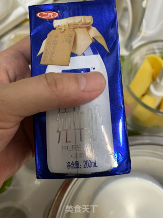 芒果西米露的做法步骤：1