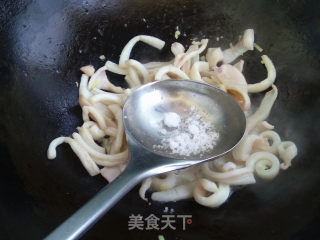 鱿鱼炒黄瓜的做法步骤：6