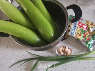 酱烧茄子的做法步骤：1