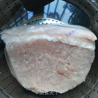 孜然青椒炒肉丝的做法步骤：1