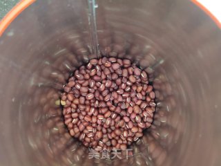 全麦红豆饼的做法步骤：1