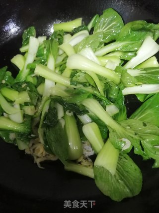 虾米鸡蛋炒油菜的做法步骤：3