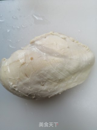 柠檬手撕鸡肉的做法步骤：2