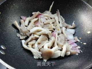 素三鲜汤的做法步骤：3