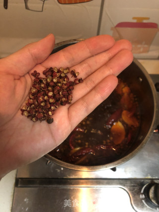 麻辣鸭脖的做法步骤：19