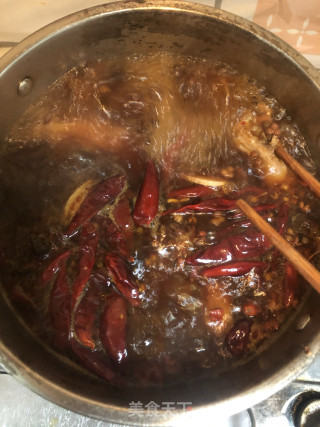 麻辣鸭脖的做法步骤：25