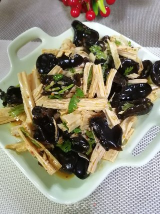 腐竹凉拌木耳的做法步骤：5