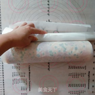 松软咸香的肉松面包卷的做法步骤：15