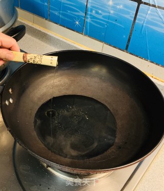火麻油虾仁嫩白菜的做法步骤：3