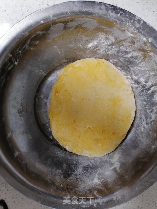 南瓜花卷的做法步骤：1