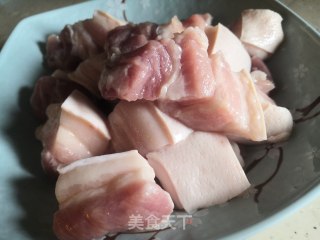 红烧肉的做法步骤：1