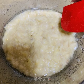 香蕉核桃仁蛋糕的做法步骤：5