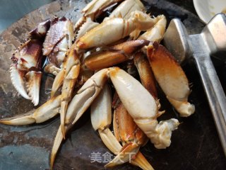 大肉蟹蒸糯米饭的做法步骤：3