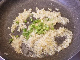 大肉蟹蒸糯米饭的做法步骤：8
