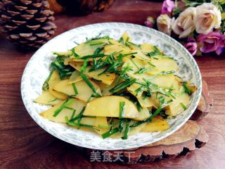 韭菜炒土豆的做法步骤：5