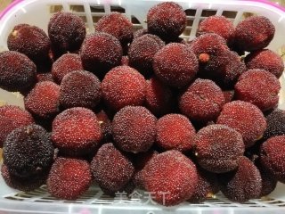 杨梅糖水的做法步骤：1