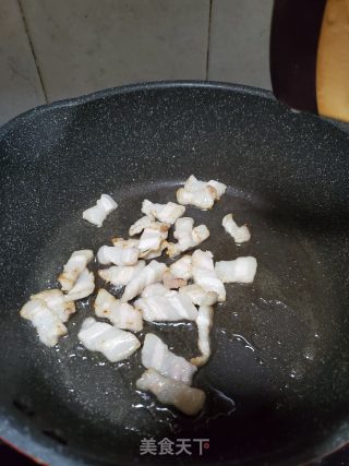 五花肉炒珍珠苦瓜的做法步骤：3
