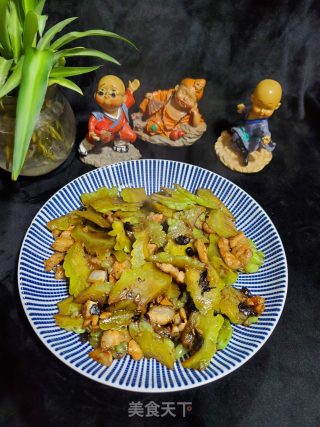 五花肉炒珍珠苦瓜的做法步骤：8