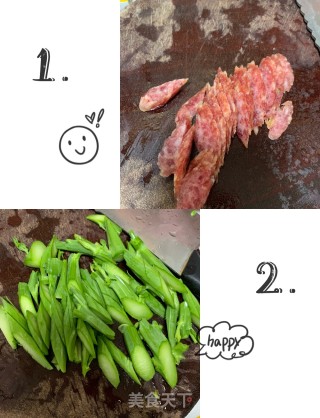 芥兰炒腊肠的做法步骤：1